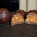 Hjemmelavet marcipan med appelsin og chili – fyldte chokolader