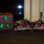 Hjemmelavet marcipan med kaffe, solbær og chili – fyldte chokolader