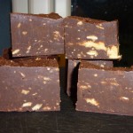 Peanutbutter- og chokoladefudge med chili