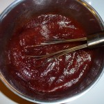 Kirsebær, vanillavodka og chili (fyldte chokolader) - al væsken er rørt i