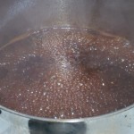 Svinekæber i chilisauce - saucen ved at være klar