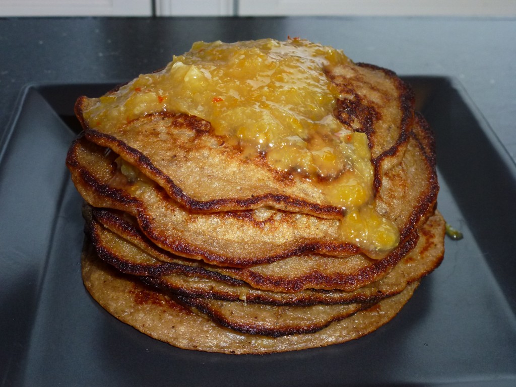 American pancakes with coconut milk and bananas (will be translated upon request)